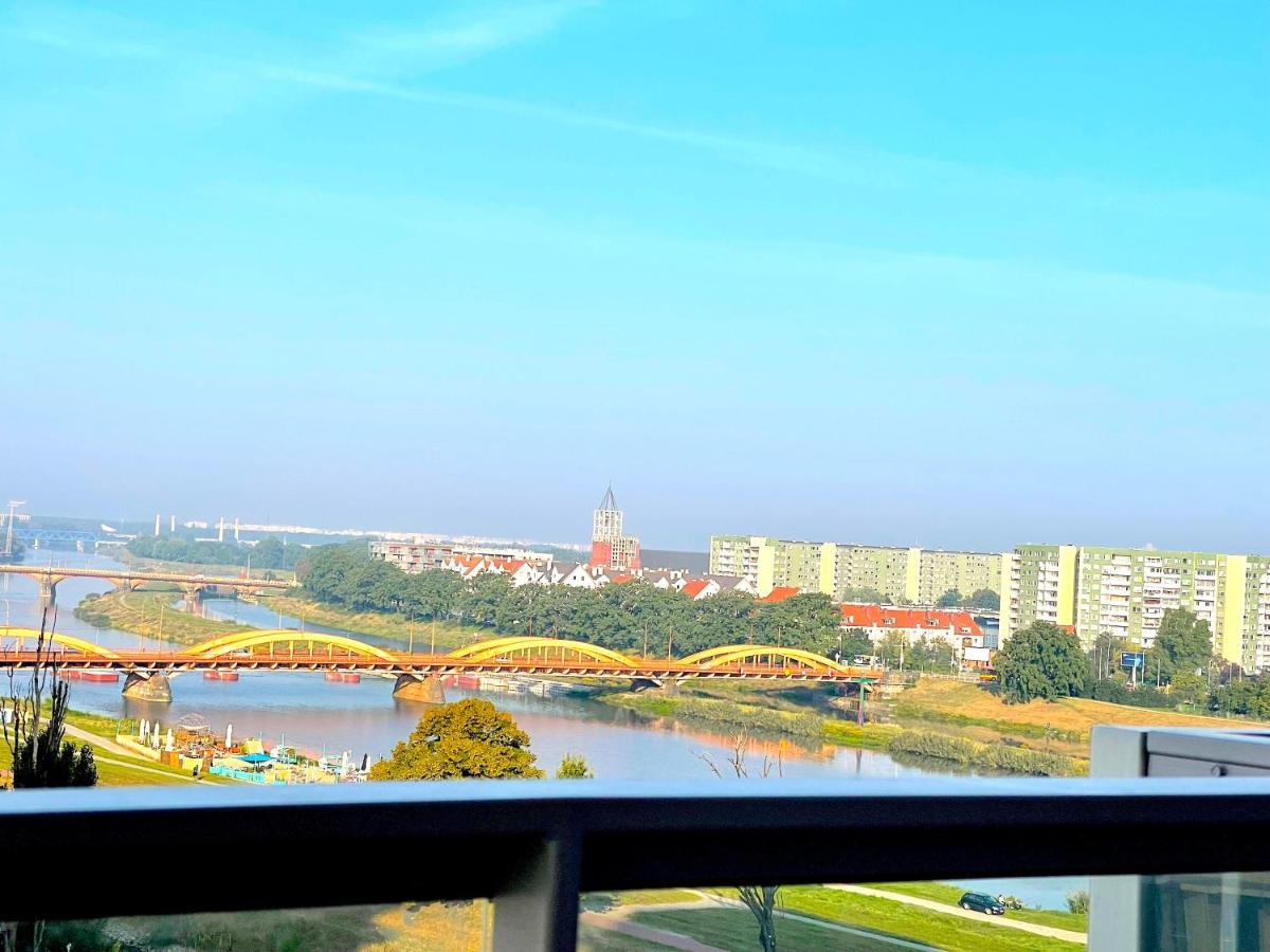 Apartament Z Tarasem I Widokiem Na Odrę